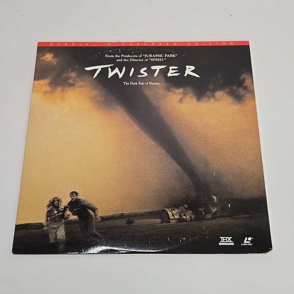 Twister Special Widescreen Edition 12" LASERDISC In Excellent Condition‎